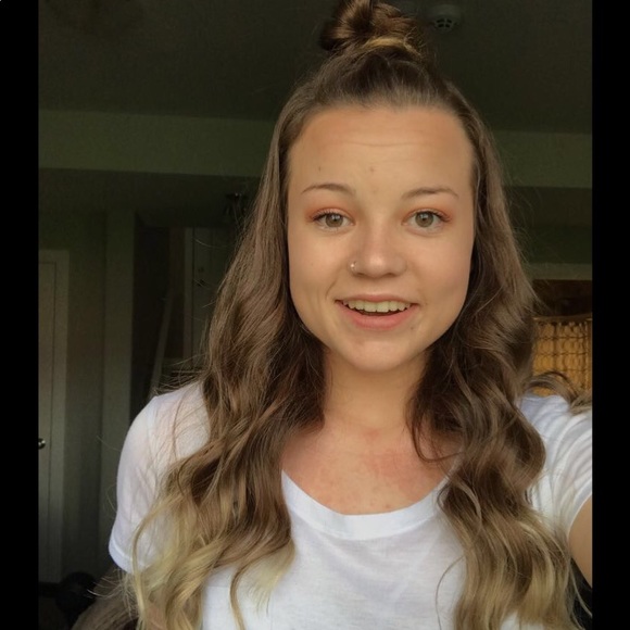 Meet your Posher, Riley - Picture 1 of 1